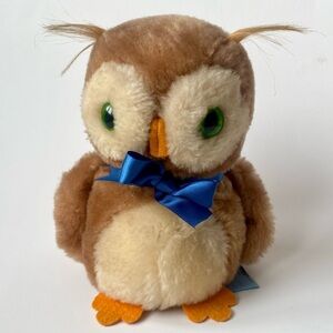 2/$20 1975 vintage Dakin Obie the Owl plush